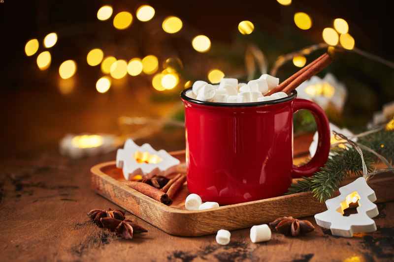 Collection of the 10 best Christmas mugs for the Holiday Season